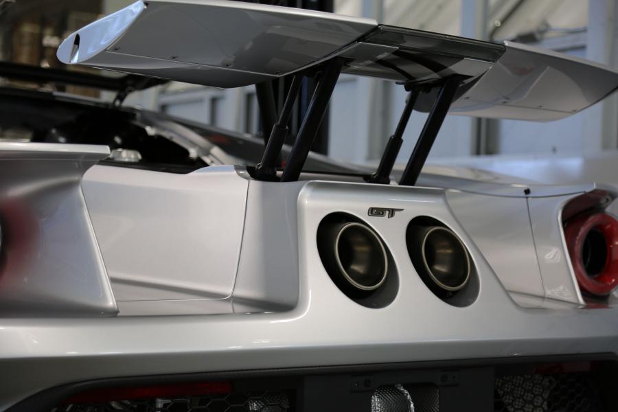 Детали экстерьера Ford GT Competition 2017 года  (фото 6 из 15)